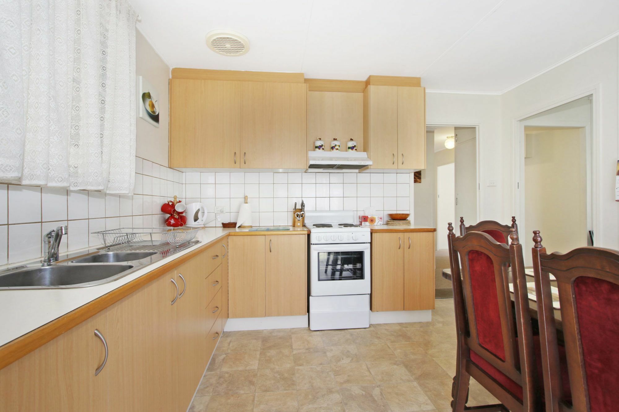 Delany Surprise - Pet Friendly House Bright