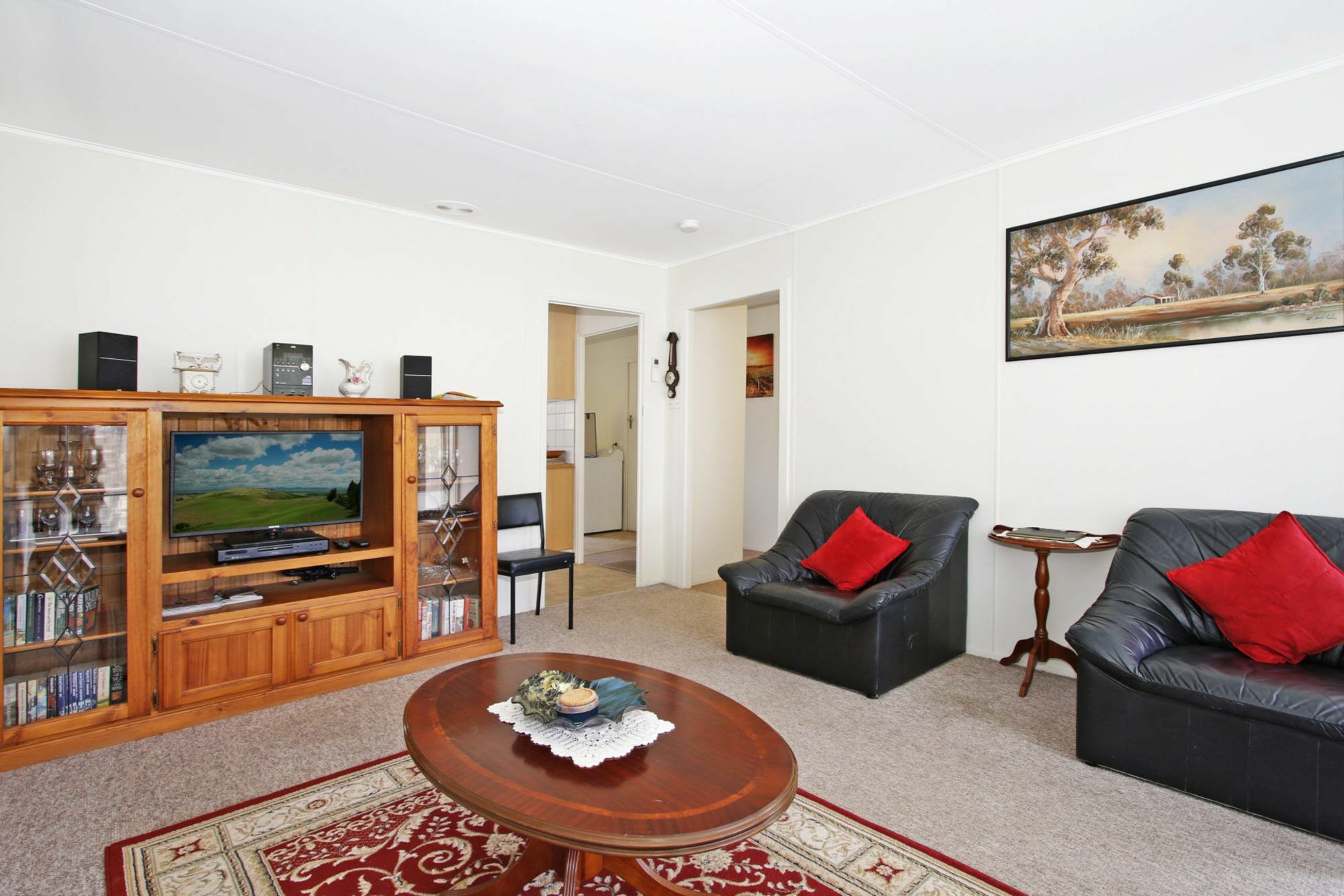 Delany Surprise - Pet Friendly House Bright