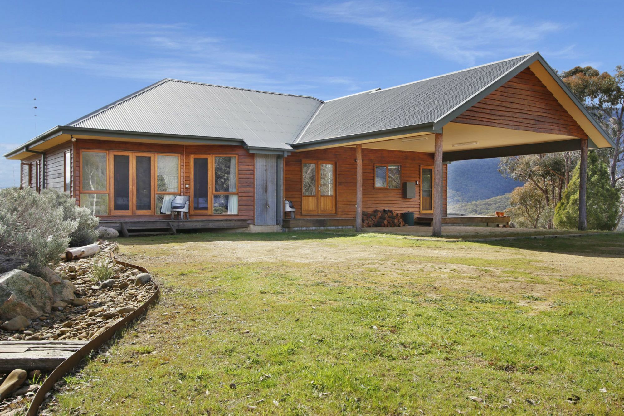 Quins Gap Private Retreat Apartment Bright
