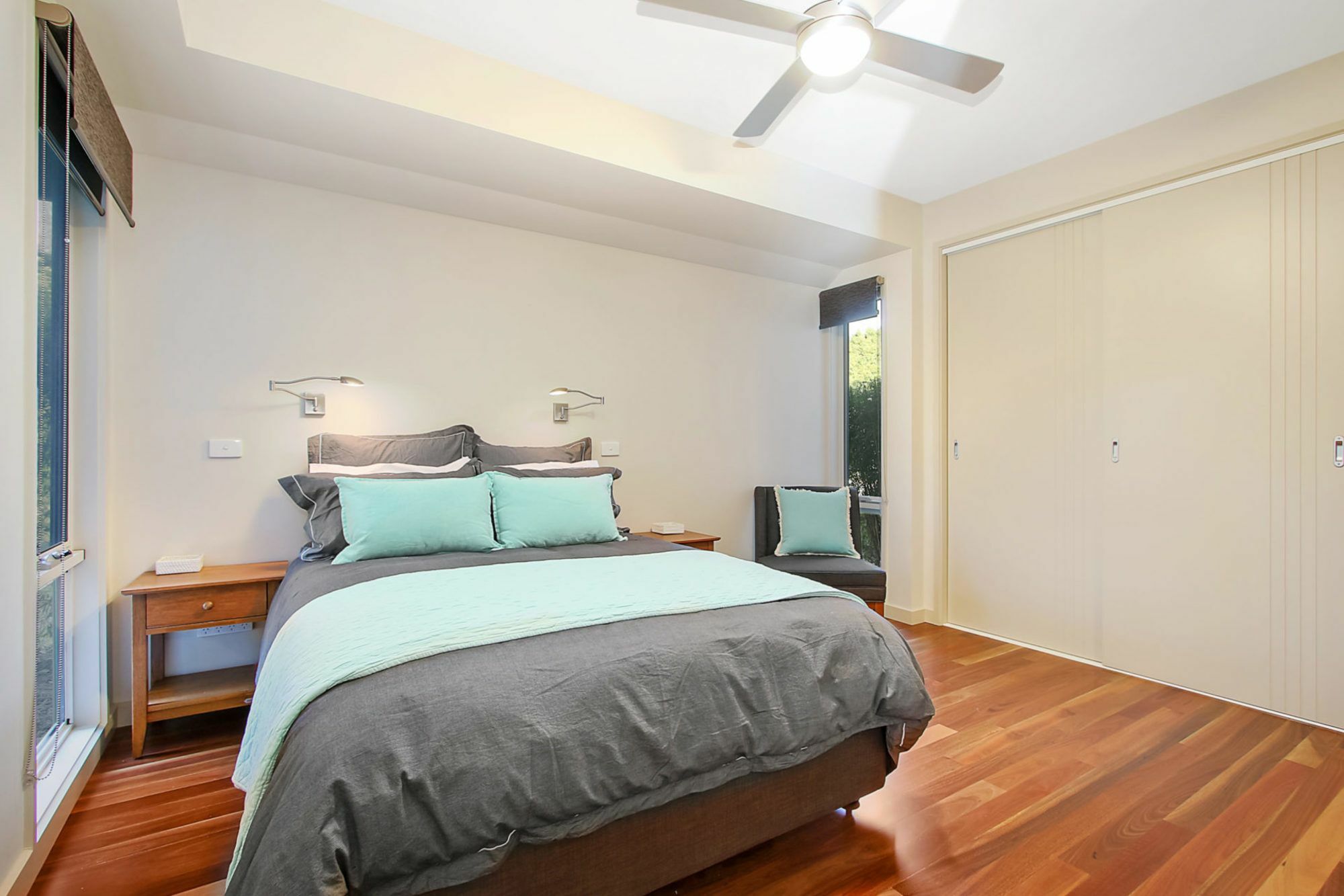Apartment Couples On The Park - Great Location! Bright