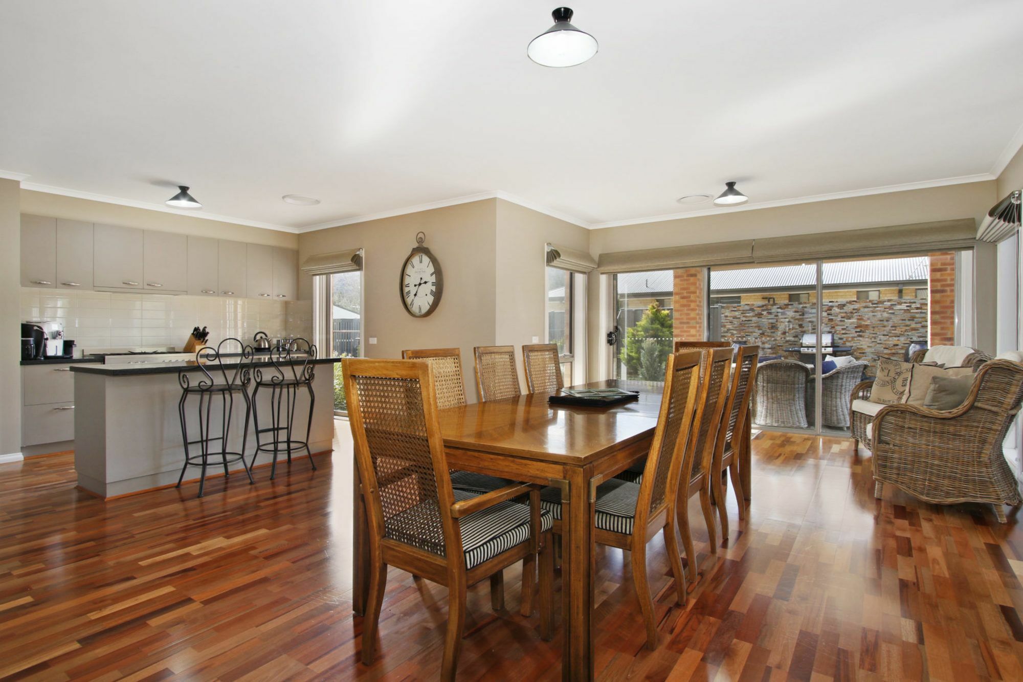 Collins Retreat - 4 Bedroom With Pool