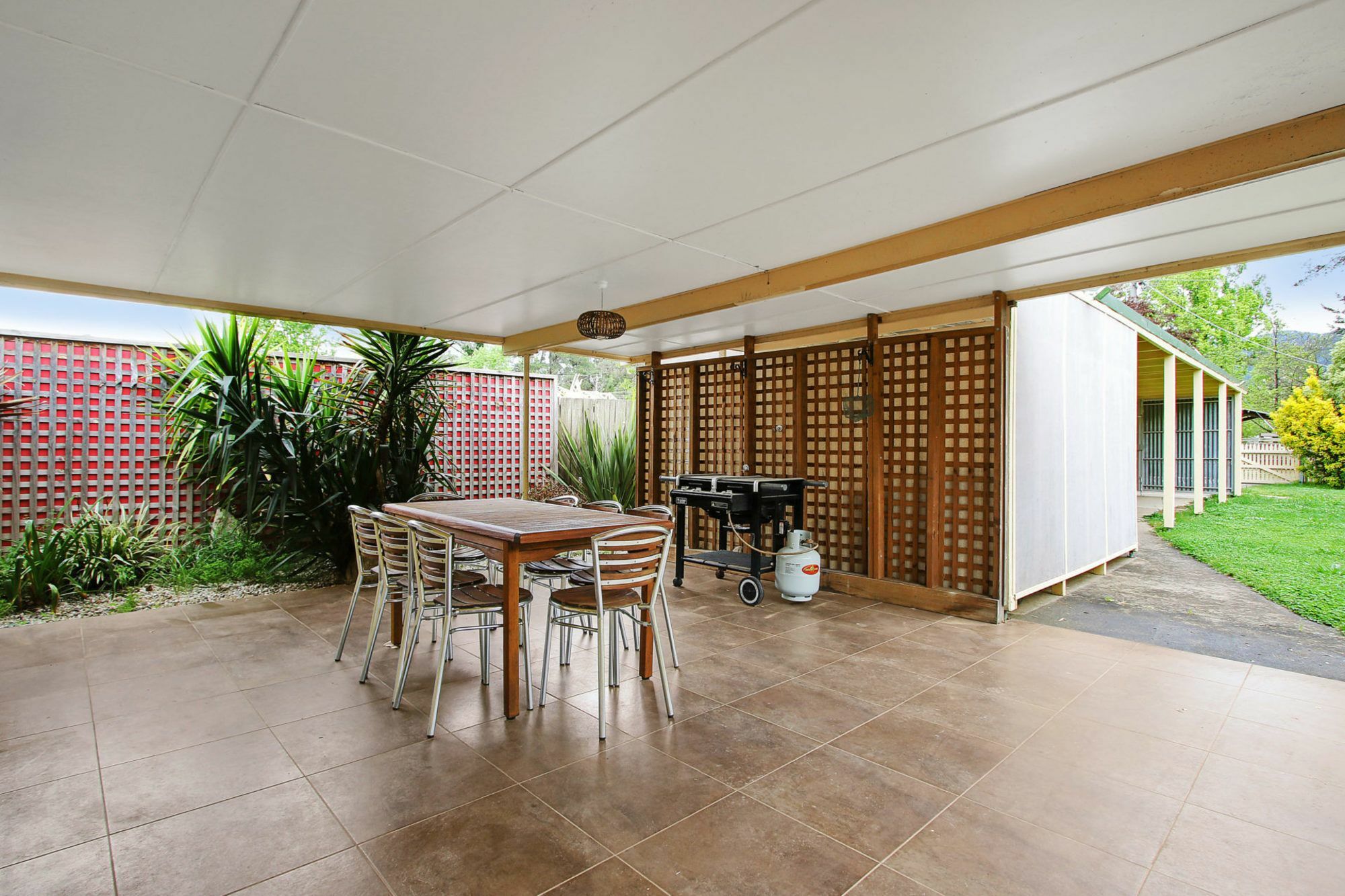 Cherry Lane - 3 Bedroom Brick *