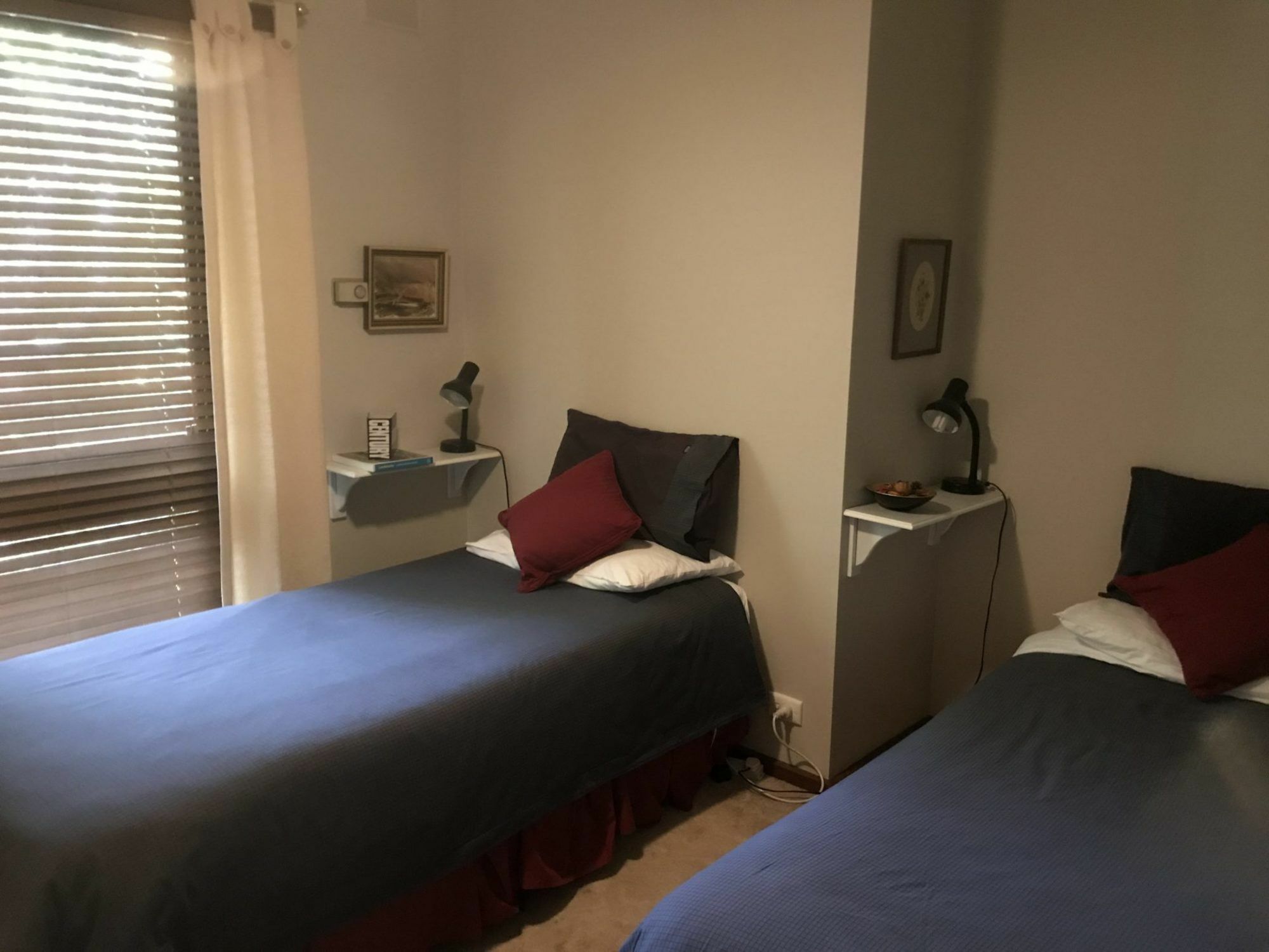 Apartment Mingay Bright