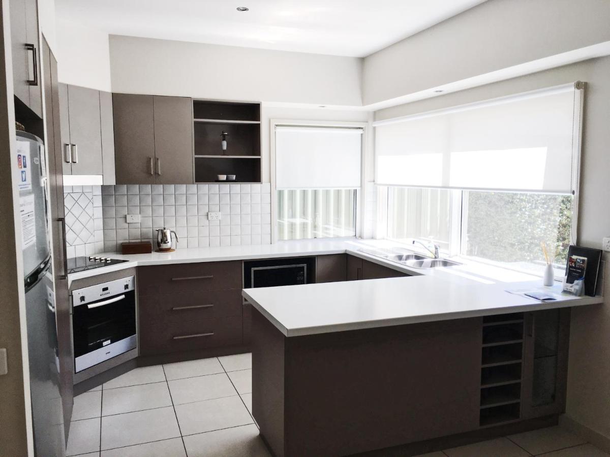 Luxury Abalina Cottages Bright