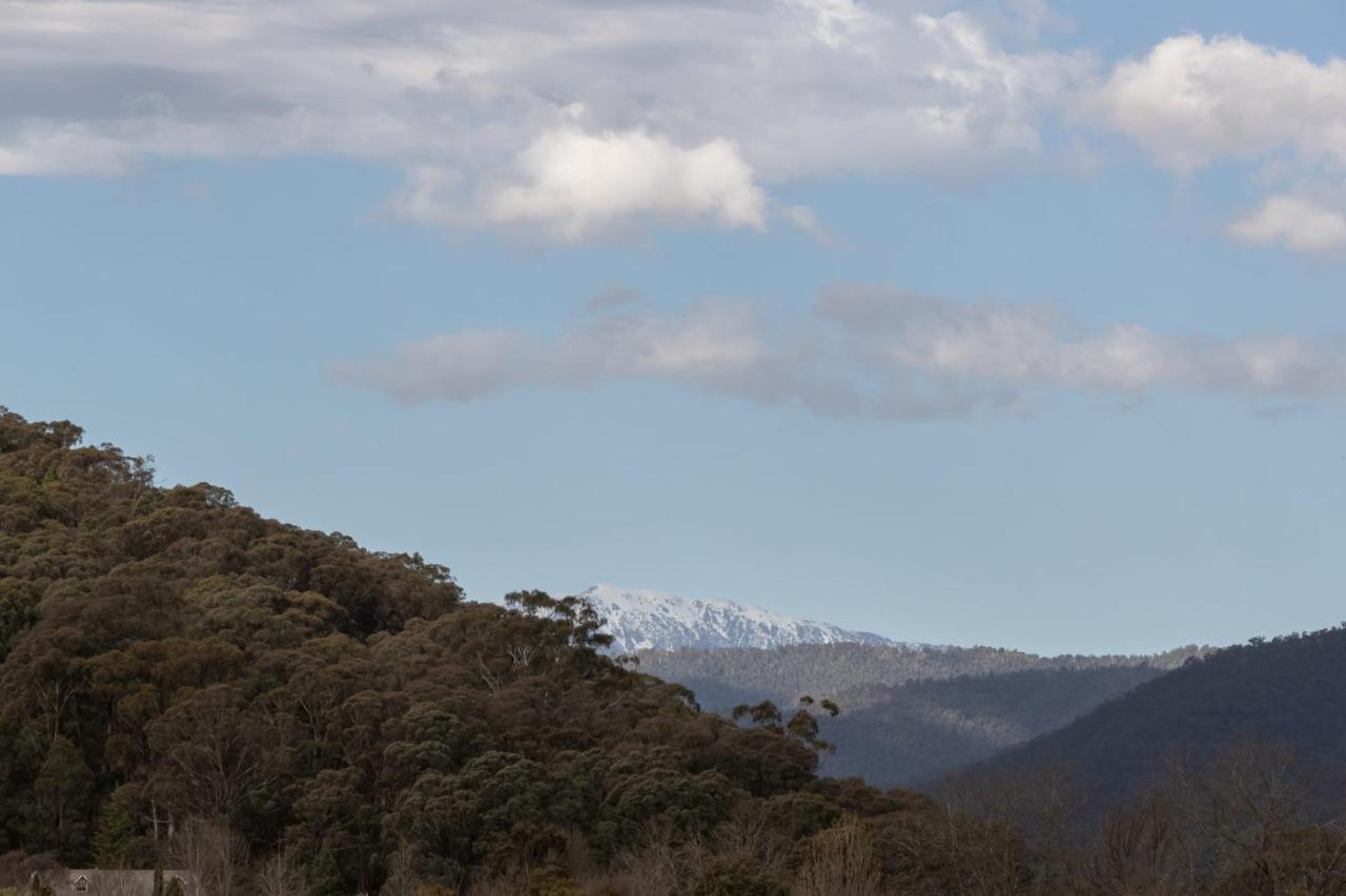 Holiday home Balcony To Bogong - Modern House Minute Stroll To Town *