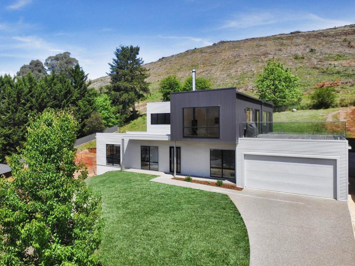 Balcony To Bogong - Modern House Minute Stroll To Town Holiday home