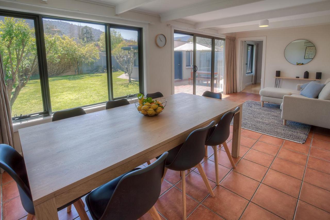 Holiday home Caits Place Bright