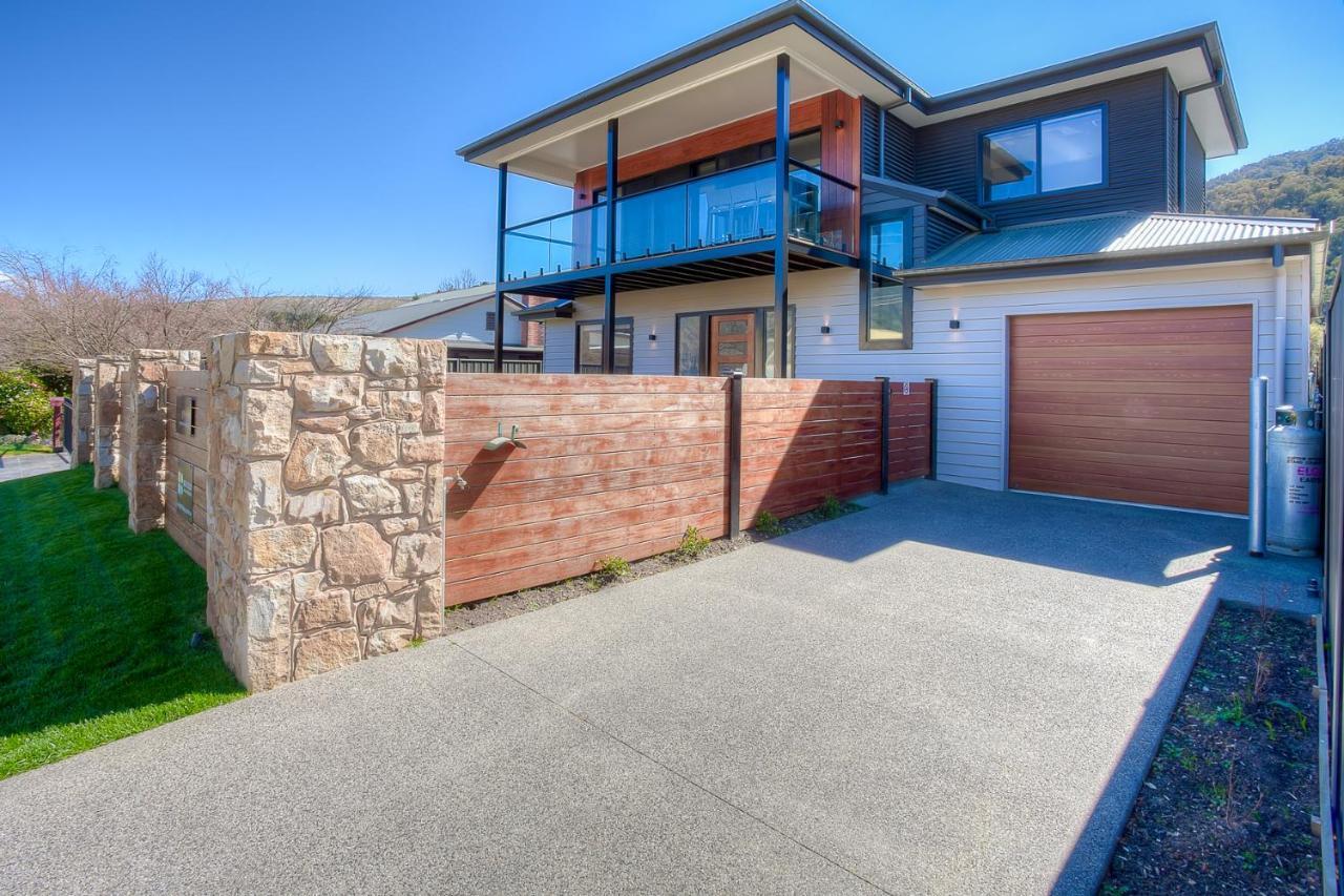 Apartment 27 On Mountbatten
