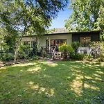 Tyntynder Garden Cottage 1
