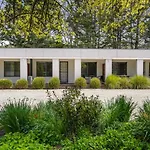 Grevillea Gardens Unit 5