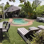 Coach House Inn