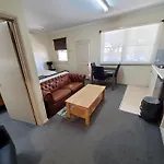 Coach House Inn