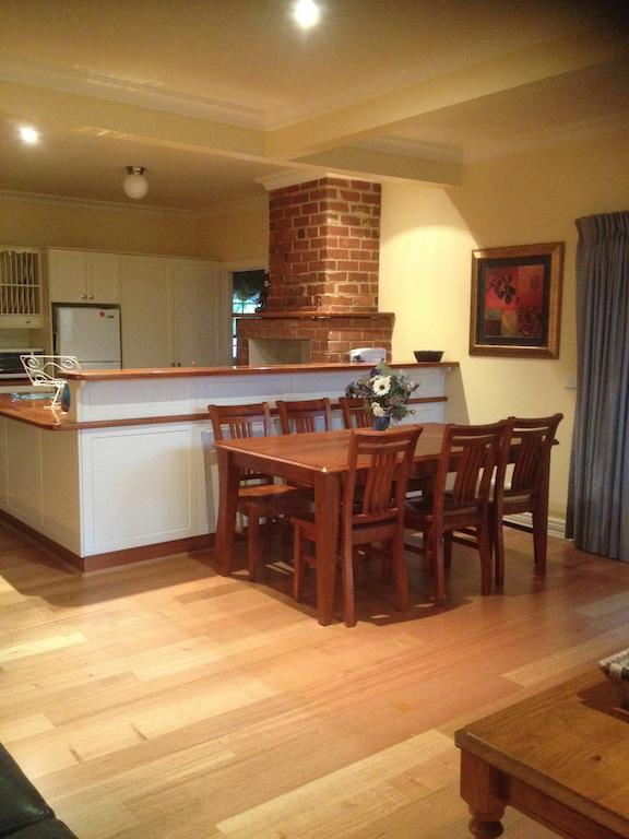 Bessie's Holiday home Bright