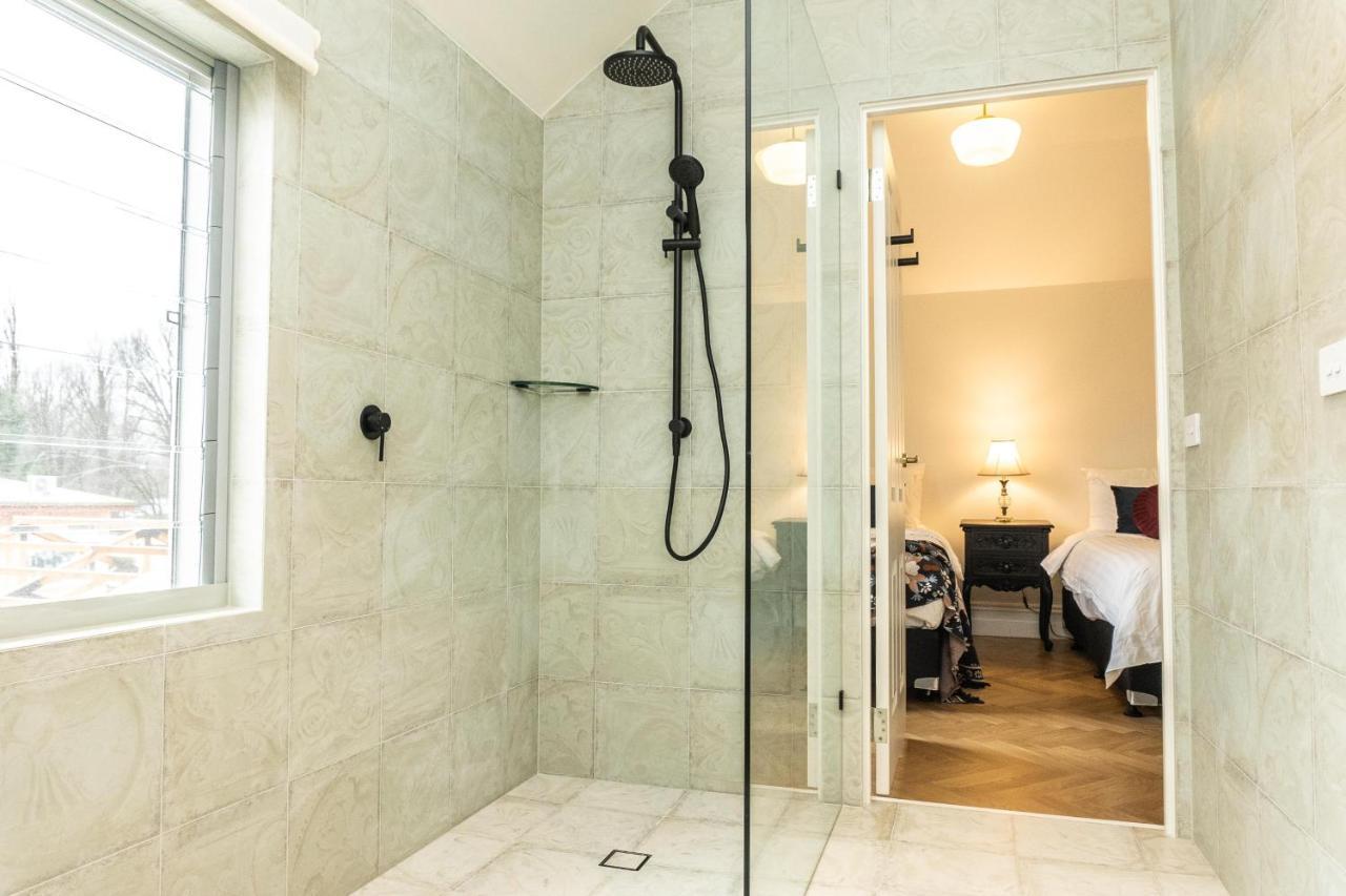 Hotel Velo - Heritage Bright