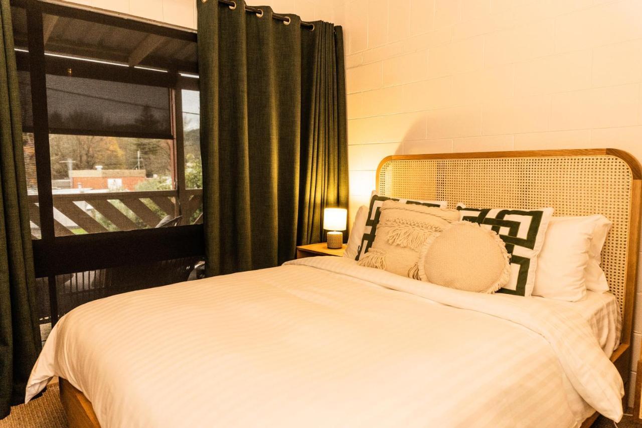 Hotel Velo - Heritage Bright