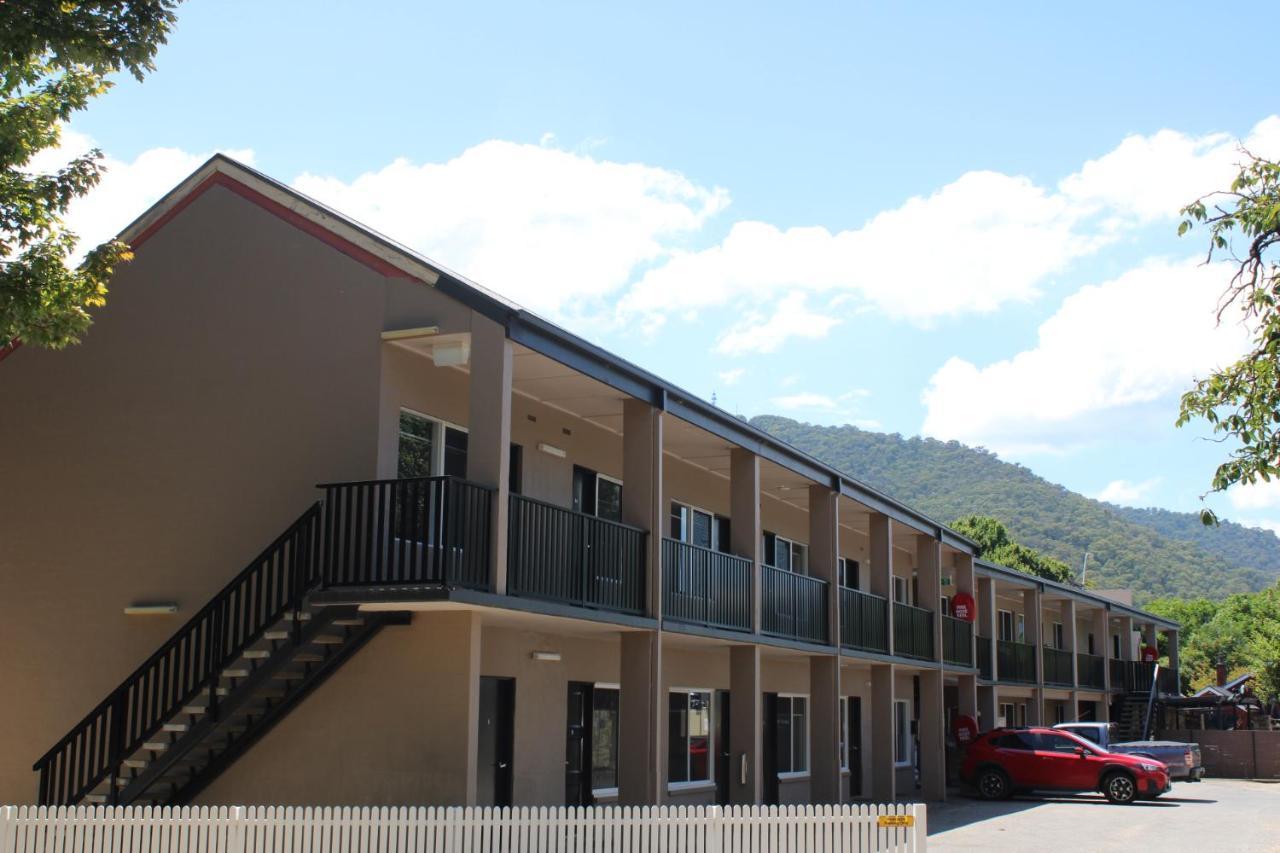 Alpine Motel Bright