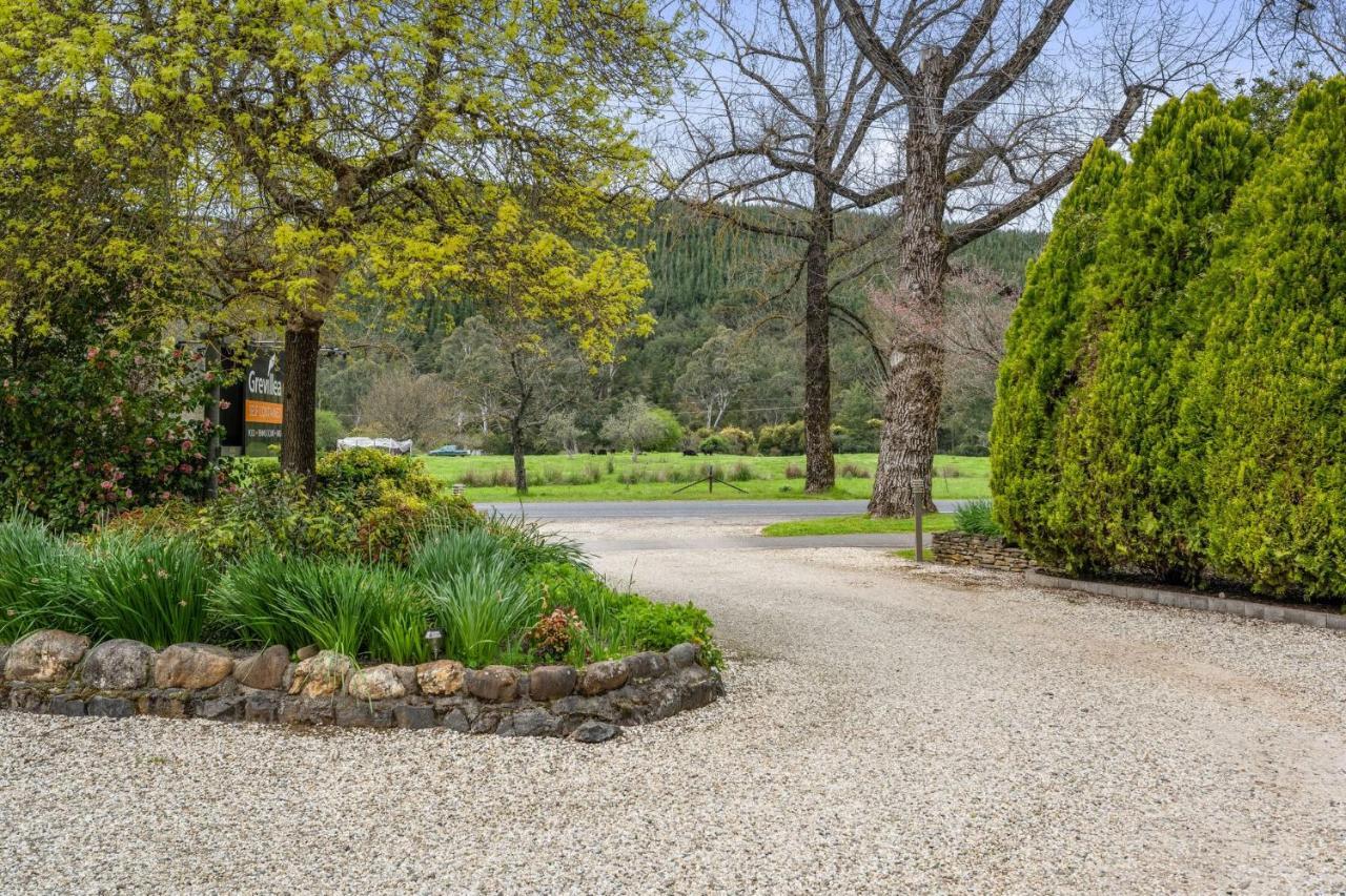 Grevillea Gardens Unit 4 *