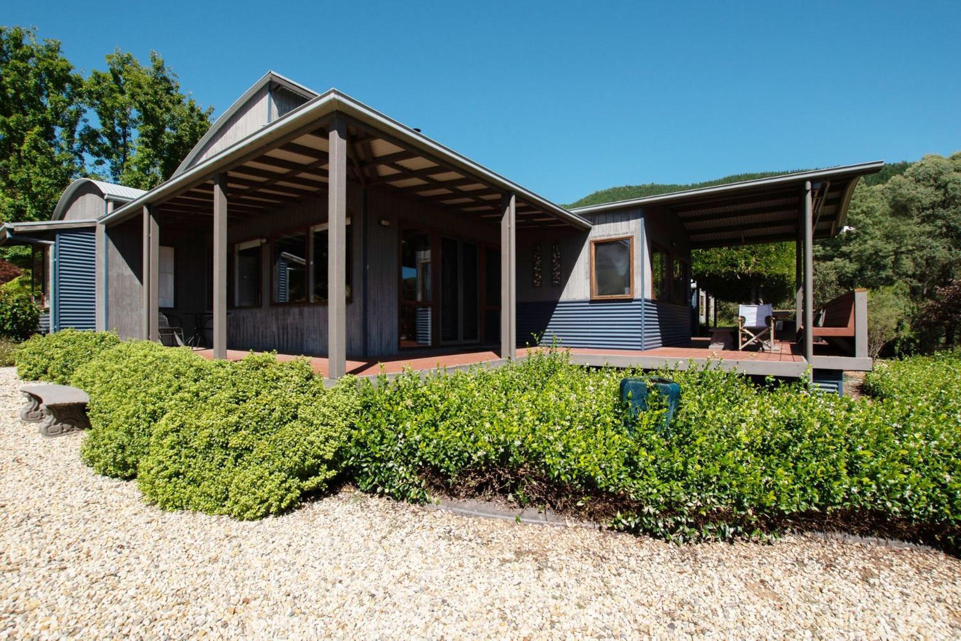Holiday home Bluegum