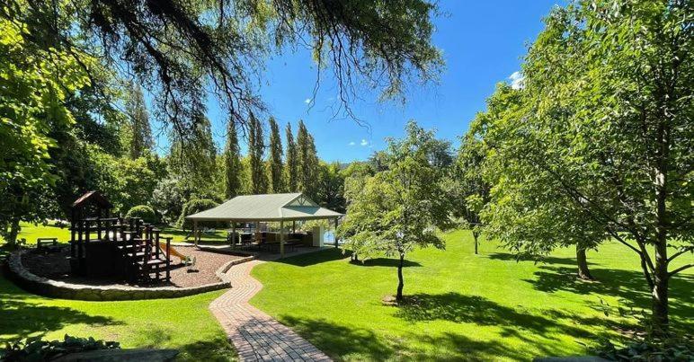 Chestnut Tree Units Holiday park Bright