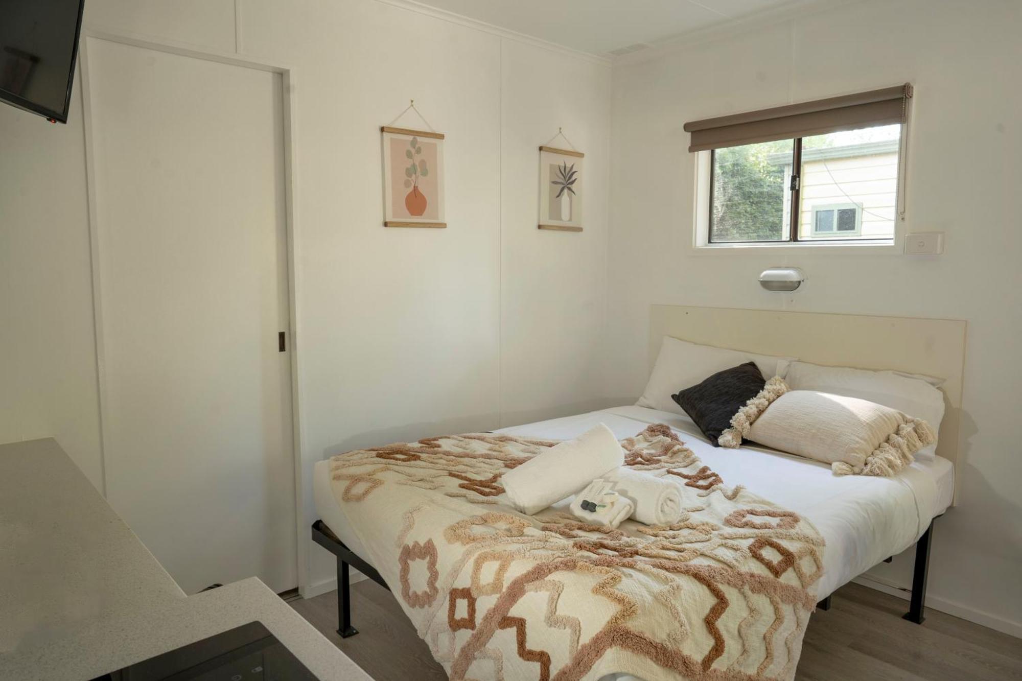 Tasman - South 4* Bright