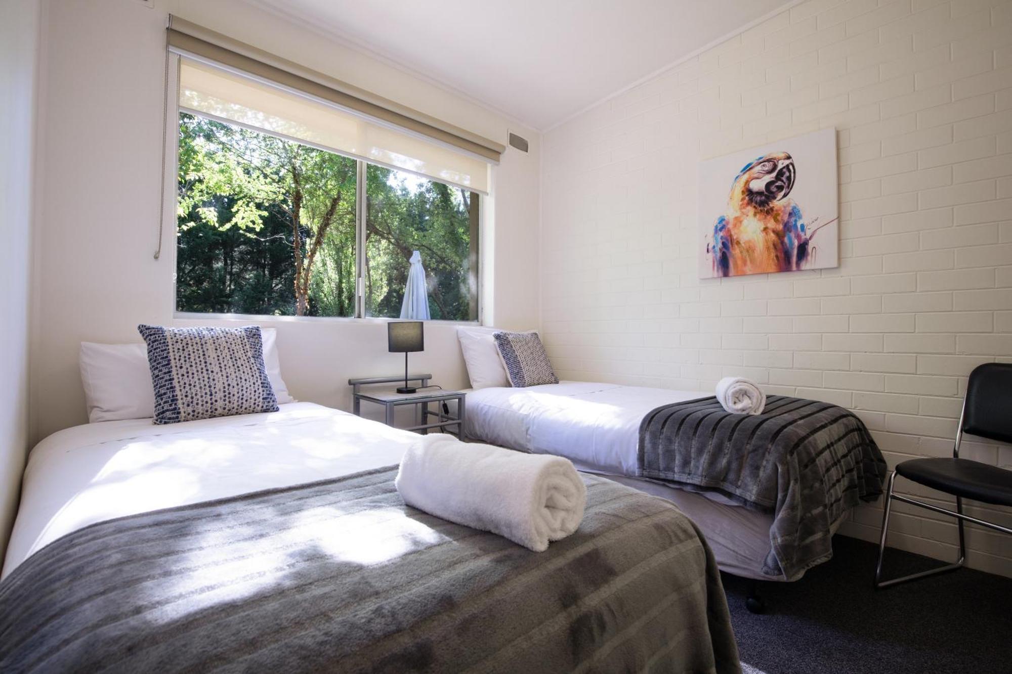 Adina Aparthotel 4*