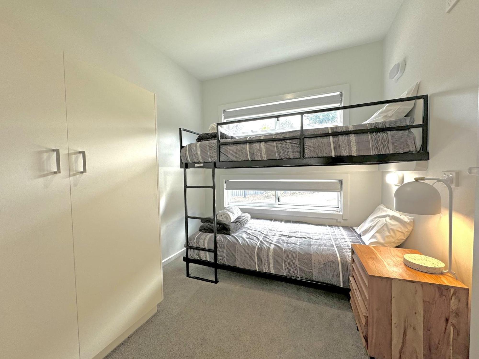 Tasman - South Bright