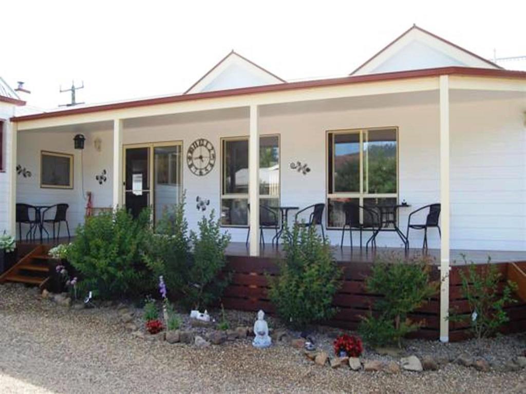 Gatekeepers Traditional Bed & Breakfast Bed & Breakfast Bright