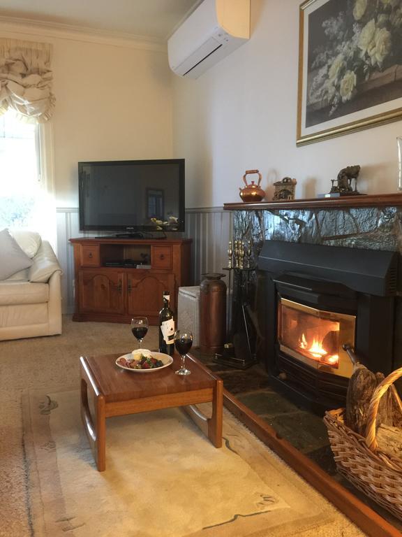Holiday home Bessie's