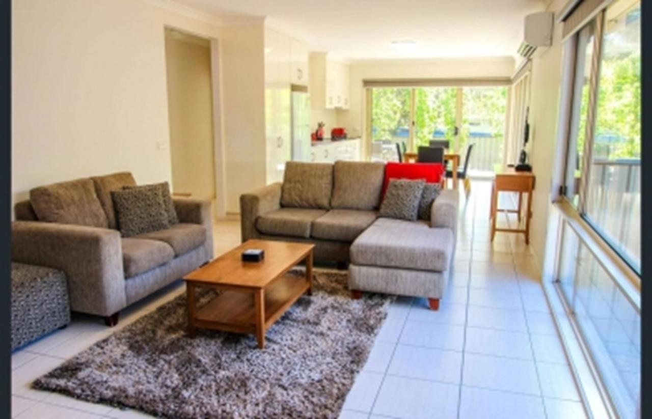 Delight - Modern Luxury Apartment Bright
