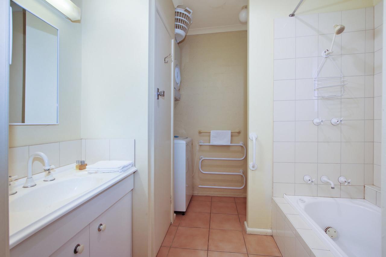 Snowstream Riverside - Unit 3 Apartment *
