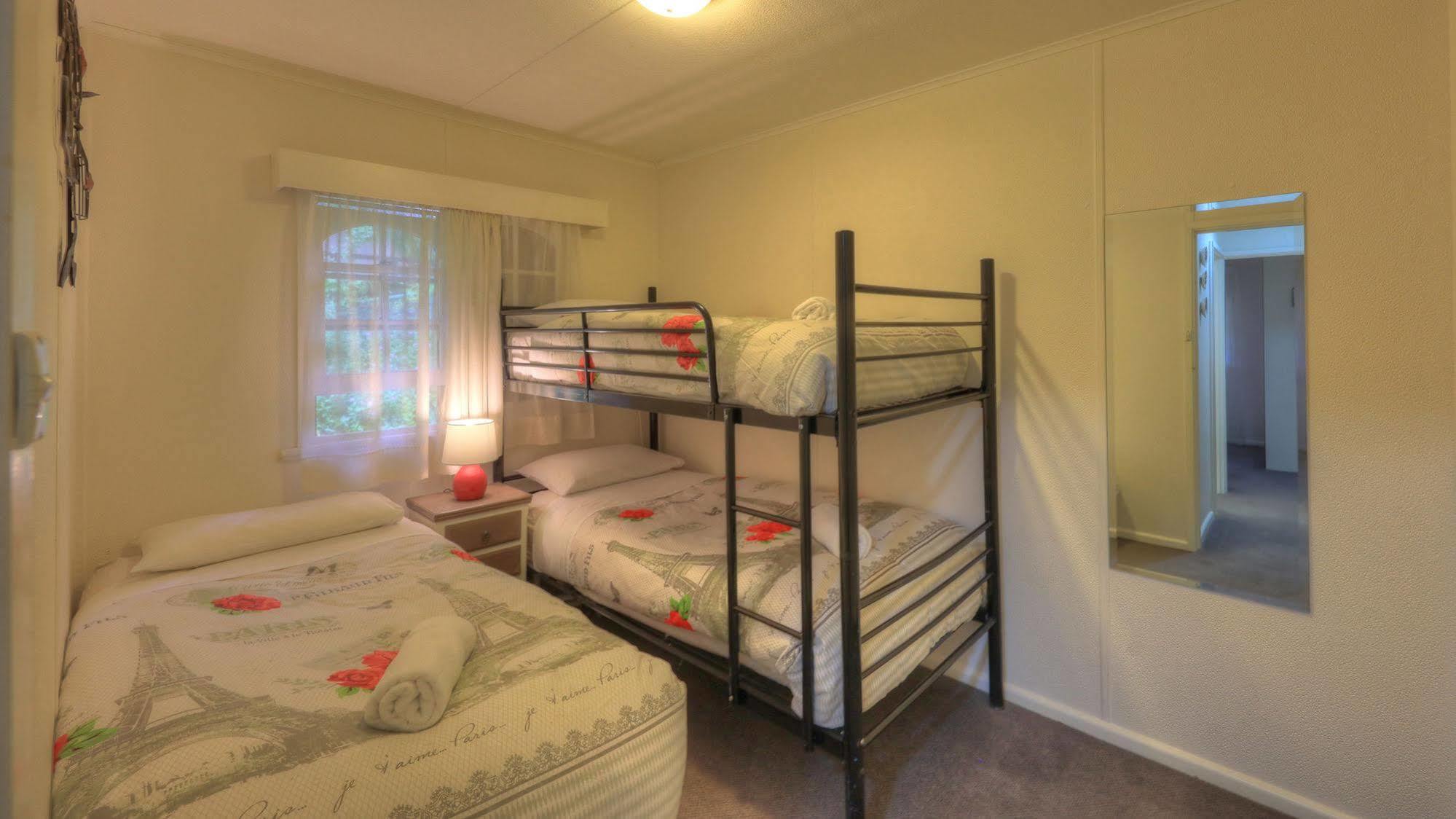 Chestnut Tree Units Holiday park 4*