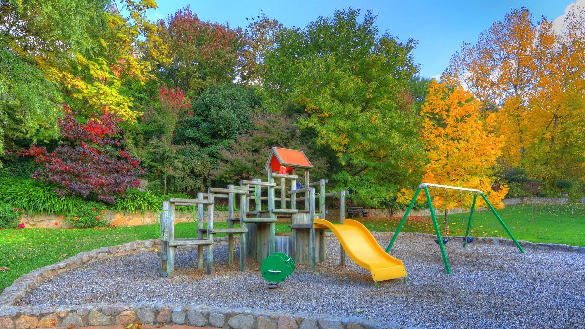 Chestnut Tree Units Holiday park 4*
