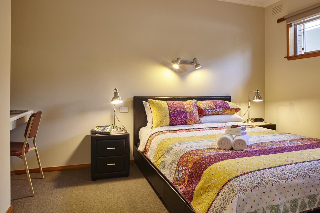 Apartment Goldfield Units Bright