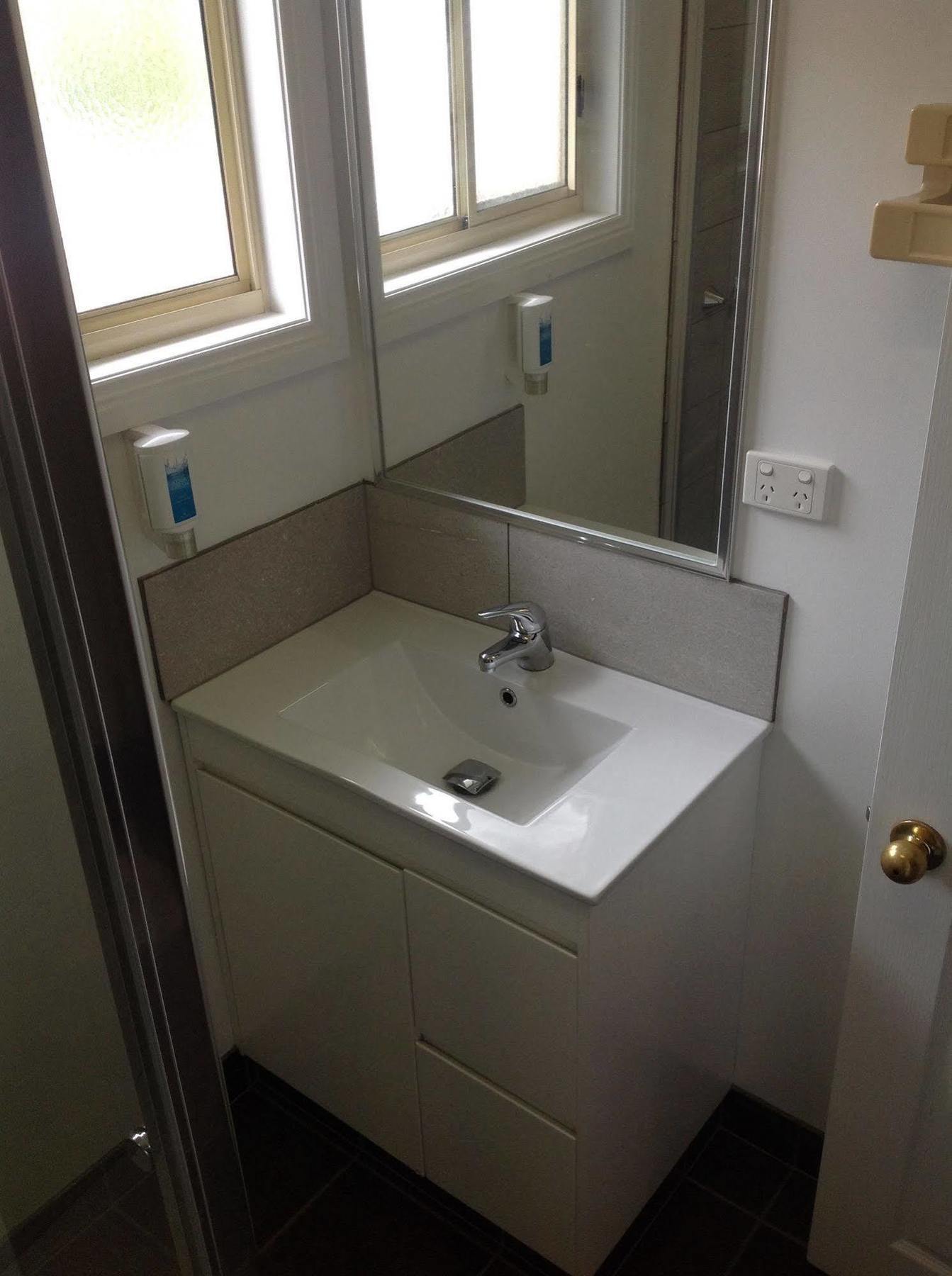 Coach House 3*