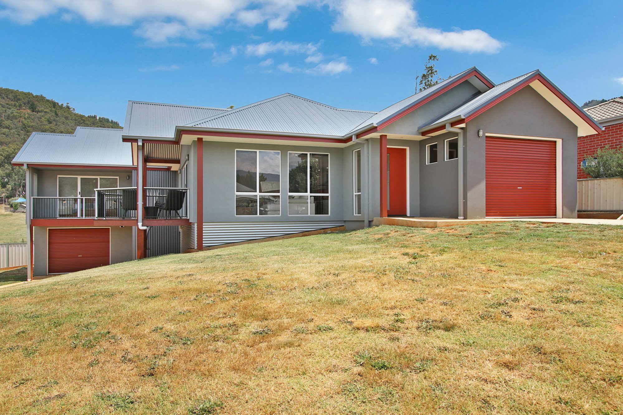 Apartment 3 Peaks Rise -