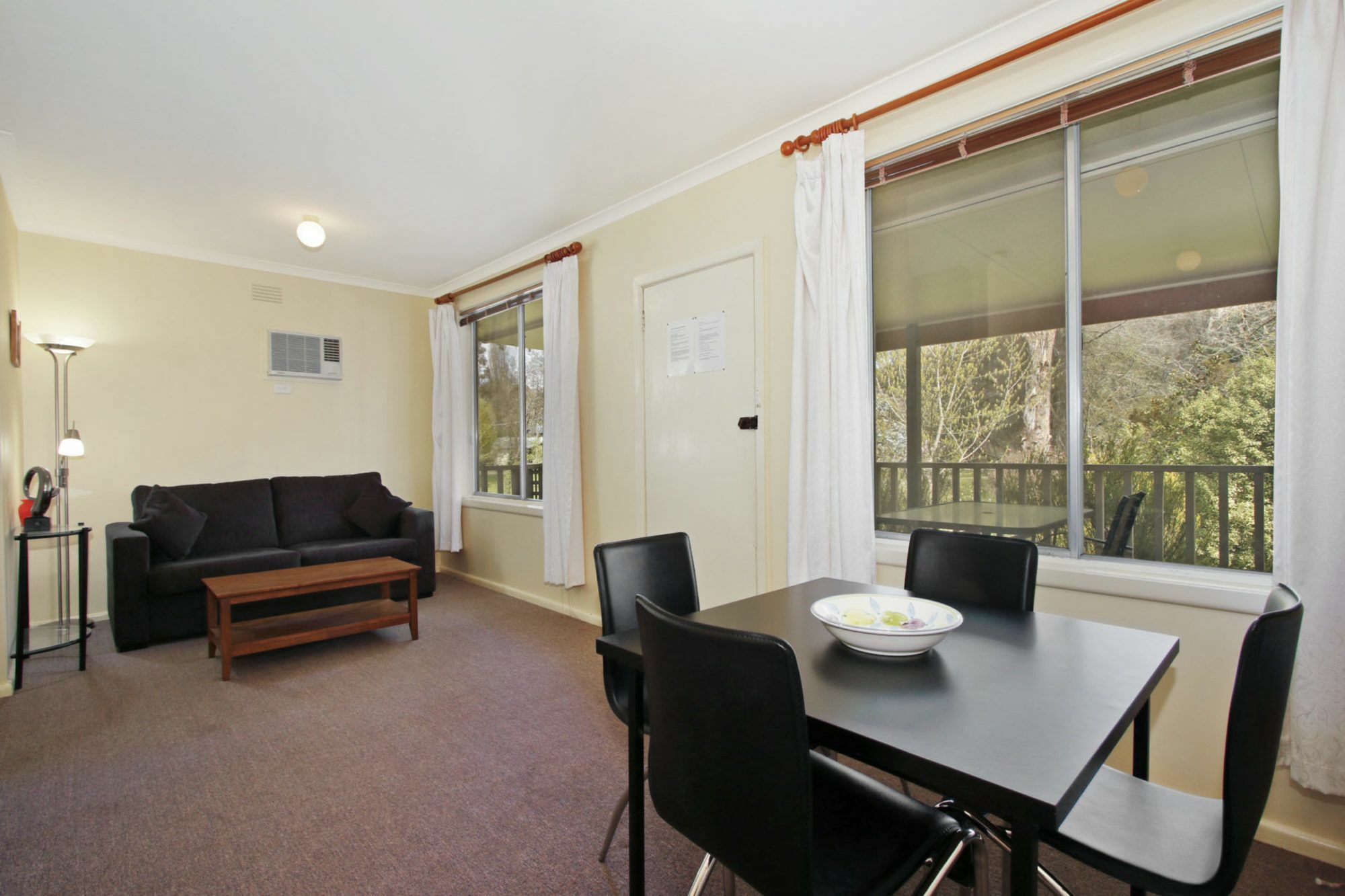 Snowstream Riverside - Unit 3 Apartment