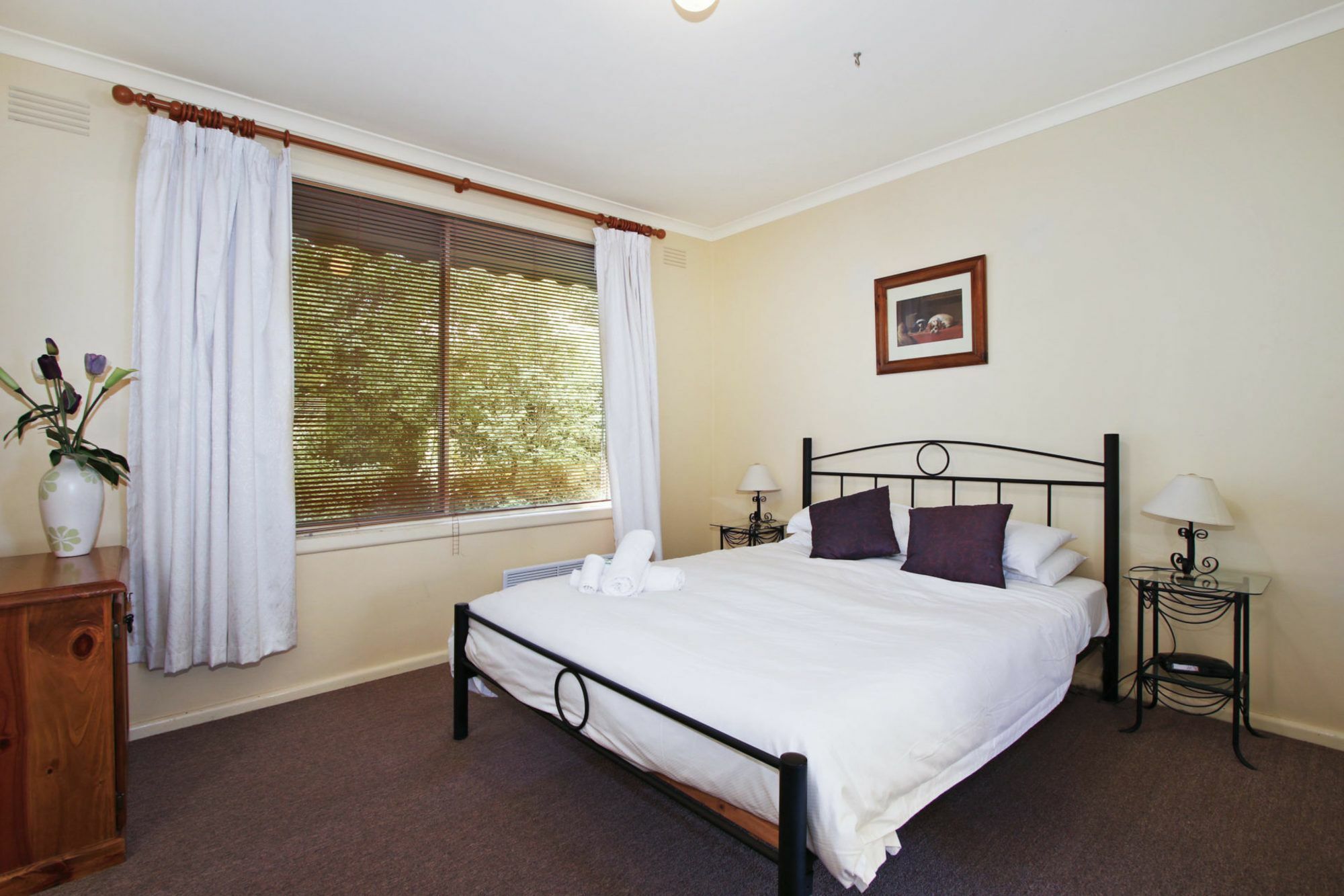 Snowstream Riverside - Unit 3 Apartment Bright
