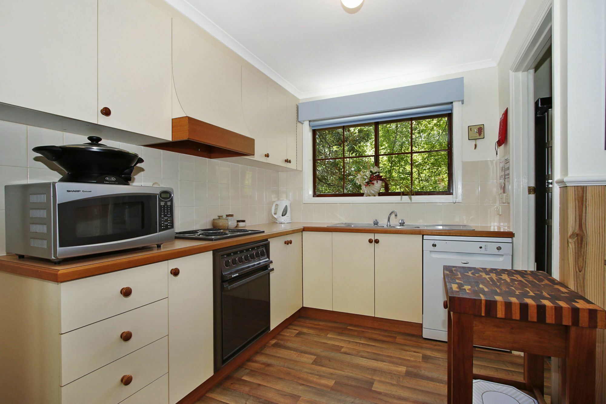 Apartment Kookaburra's Nook - Pet Friendly With Pool *