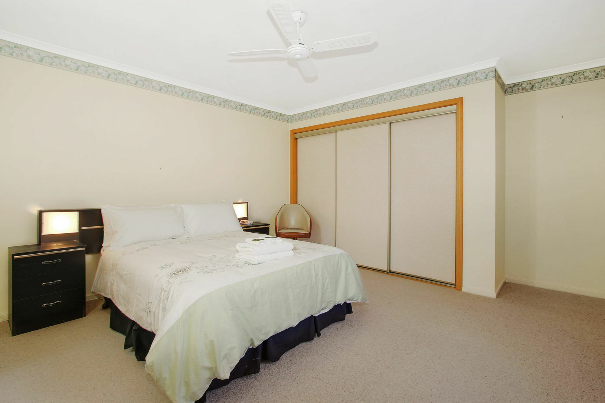 Apartment Cubitt Place *
